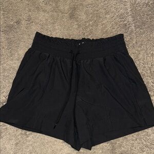 A&F traveler short in black